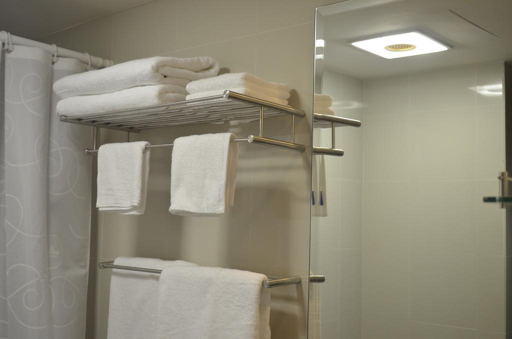 Greenbelt Madison Apartments マカティ エクステリア 写真