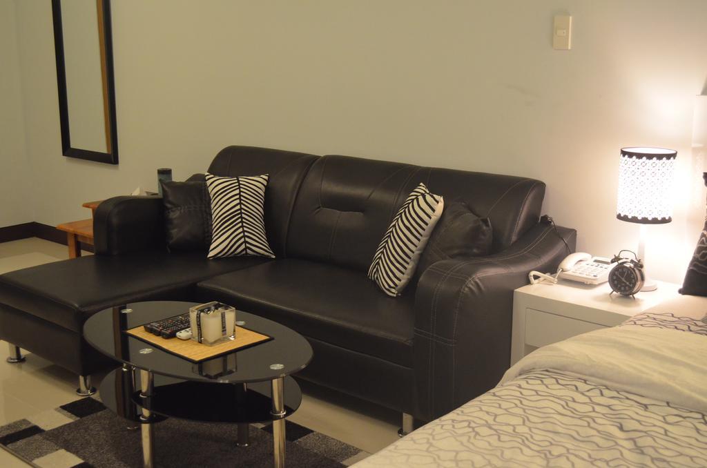 Greenbelt Madison Apartments マカティ エクステリア 写真