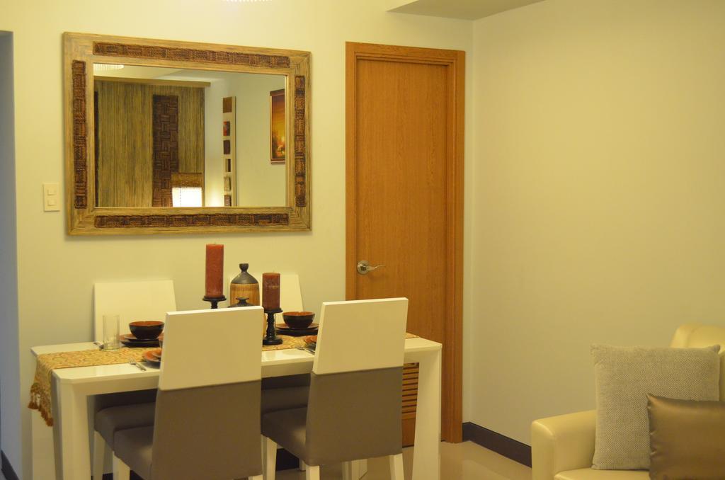 Greenbelt Madison Apartments マカティ エクステリア 写真