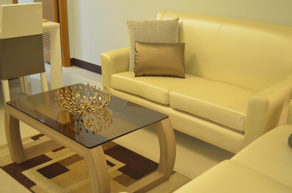 Greenbelt Madison Apartments マカティ エクステリア 写真