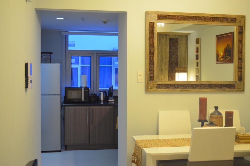 Greenbelt Madison Apartments マカティ エクステリア 写真